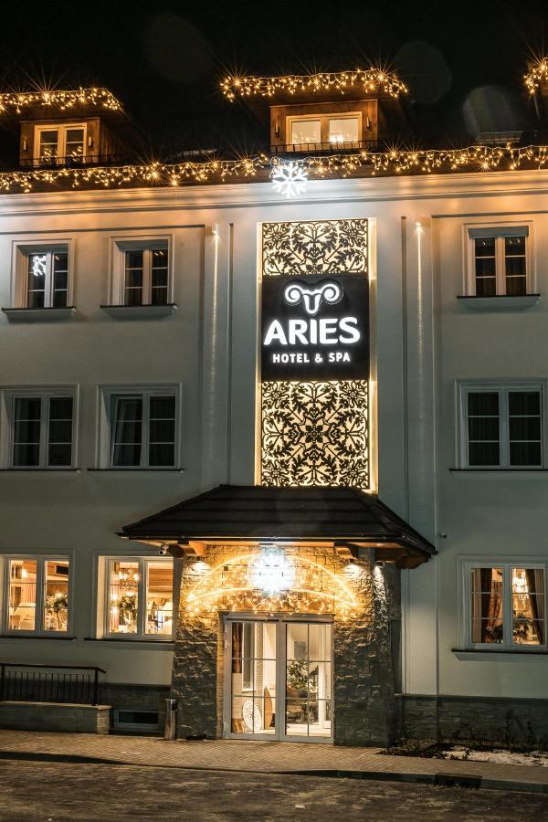 Aries & 5*