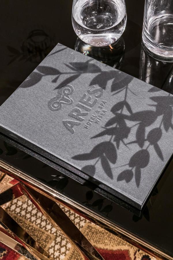Aries & Hotell 5*